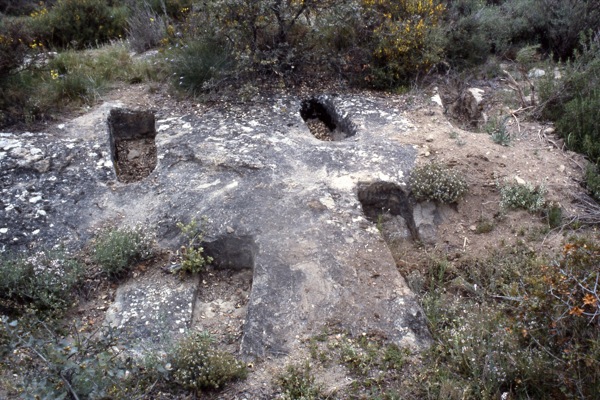 3.5.1983 Necròpolis del Clot dels Nens Xics  Vallferosa -  Ramon Sunyer