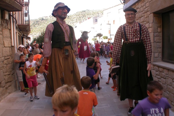 28 de Agost de 2010 Els Gegants, el Jovans i el Sergentet  Torà -  Ramon Sunyer