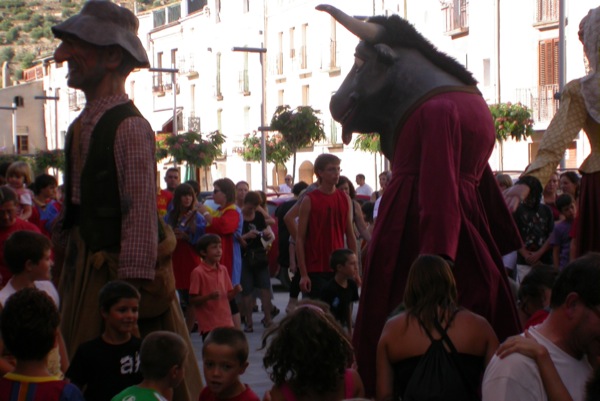 28 de Agost de 2010 els gegants, el Jovans i el brau Constantí­  Torà -  Ramon Sunyer