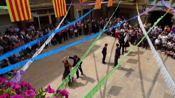 1 de Setembre de 2010 Dansa dels priors i priores de Sant Gil  Torà -  Xavier