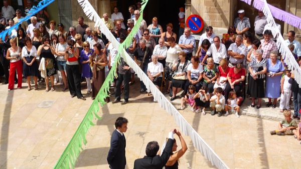 1 de Setembre de 2010 Dansa dels priors i priores de Sant Gil  Torà -  Xavier