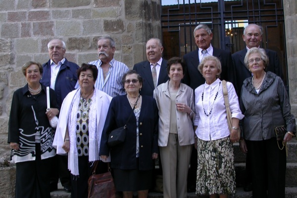 19 de Setembre de 2010 Foto de grup dels celebrants  Torà -  Ramon Sunyer