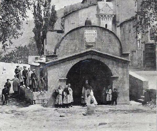 25 de Març de 1912 Postal antiga de la plaça de la Font  Torà - 