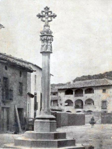 4.5.1919 Postal antiga de la plaça de la Creu  Torà - 