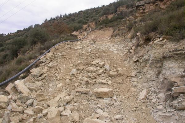 27 de Desembre de 2011 El camí­, ara eixamplat  L'Aguda -  Ramon Sunyer