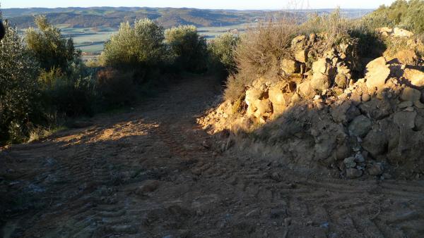 El camí vell de l'Aguda abans i ara El camí vell de l'Aguda abans i ara