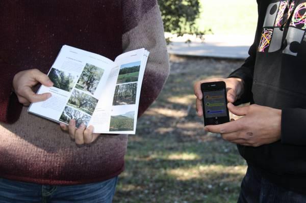 L'aplicació mapes perquè l'usuari pugui localitzar a través del GPS del seu telèfon mòbil el punt d'interès