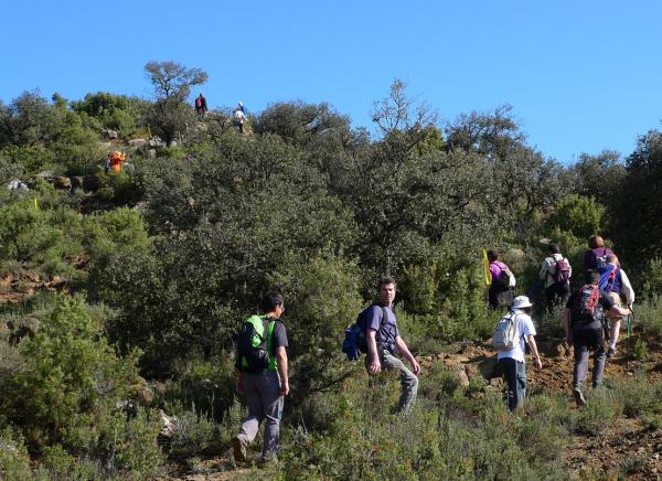 29 de Abril de 2012 Iniciant la forta pujada al tossal del Puig-redon  Puigredon -  Xavi