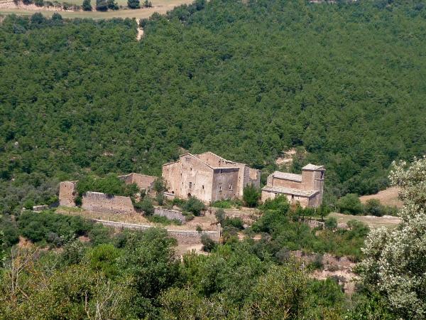 11.7.2012 Vista general del castell de Llanera  Llanera -  Isidre Blanc