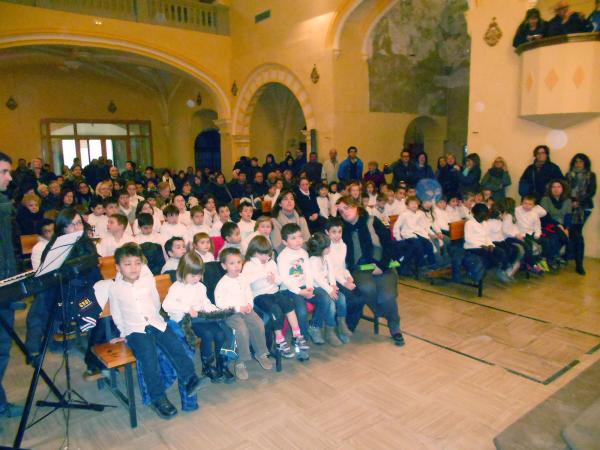 13 de Desembre de 2013 Concert de Nadal dels alumnes de l'escola sant Gil  Torà -  CC Segarra