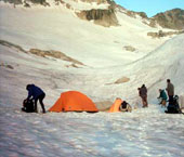 31 de Maig de 2003 El camp base a l'Aneto  Aneto - 