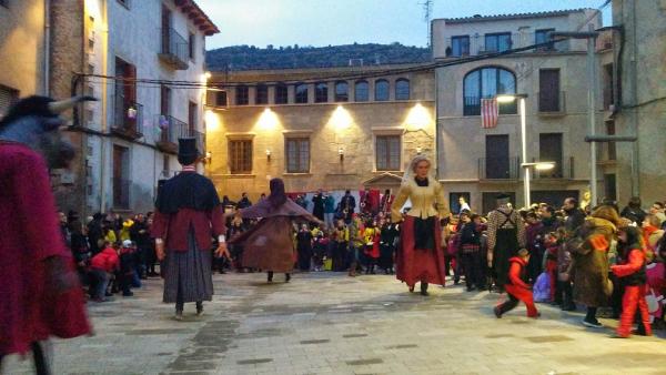 8.2.2015 Ball de gegants  Torà -  Ramon Sunyer