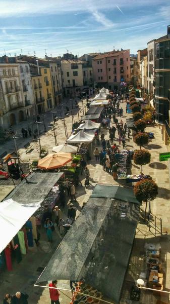 3 de Abril de 2015 plaça del vall  Torà -  Ramon Sunyer