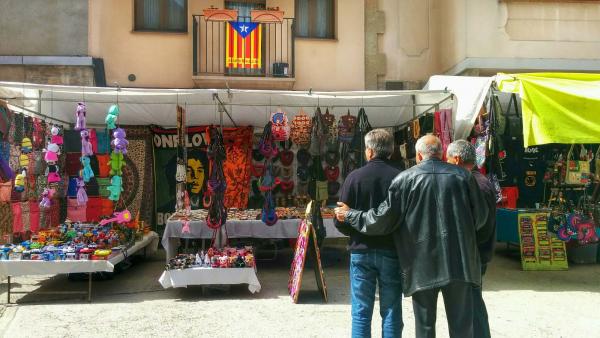 3 de Abril de 2015 plaça de la font  Torà -  Ramon Sunyer