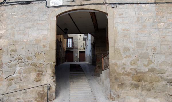 8 de Febrer de 2015 Portal de la baixada de Sant Roc  Sanaüja -  Ramon Sunyer