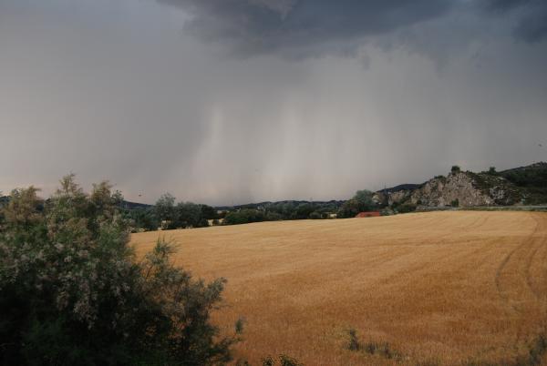 31.5.2015 la tempesta s'atansa  Torà -  Ramon Sunyer