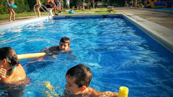 30.08.2015 Festa inflables a les piscines  Torà -  Ramon Sunyer