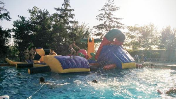 30 de Agost de 2015 Festa inflables a les piscines  Torà -  Ramon Sunyer