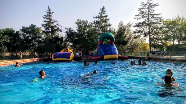 30 de Agost de 2015 Festa inflables a les piscines  Torà -  Ramon Sunyer