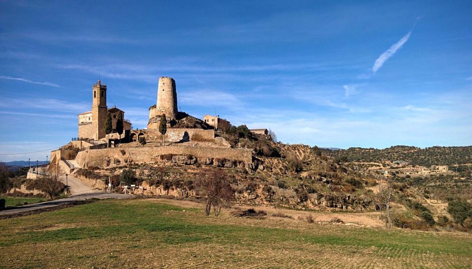 27.12.2015 Vista del poble  Lloberola -  Ramon Sunyer