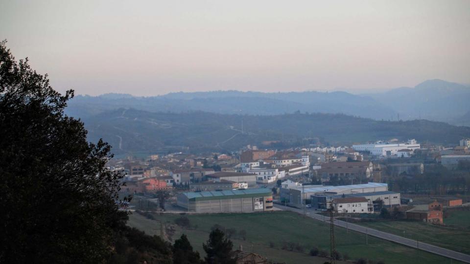 30 de Desembre de 2015 vista del poble  Torà -  Ramon Sunyer