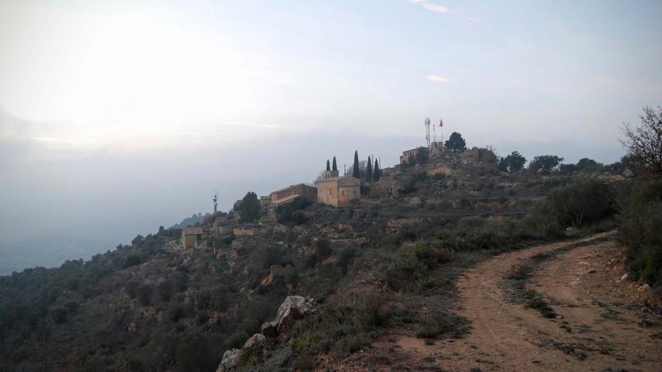 30 de Desembre de 2015 vista del poble  L'Aguda -  Ramon Sunyer