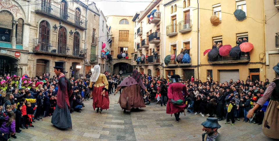 30 de Gener de 2016 ball dels gegants  Torà -  Ramon Sunyer