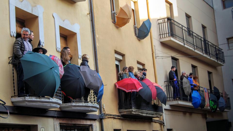 30.1.2016 Públic als balcons  Torà -  Ramon Sunyer