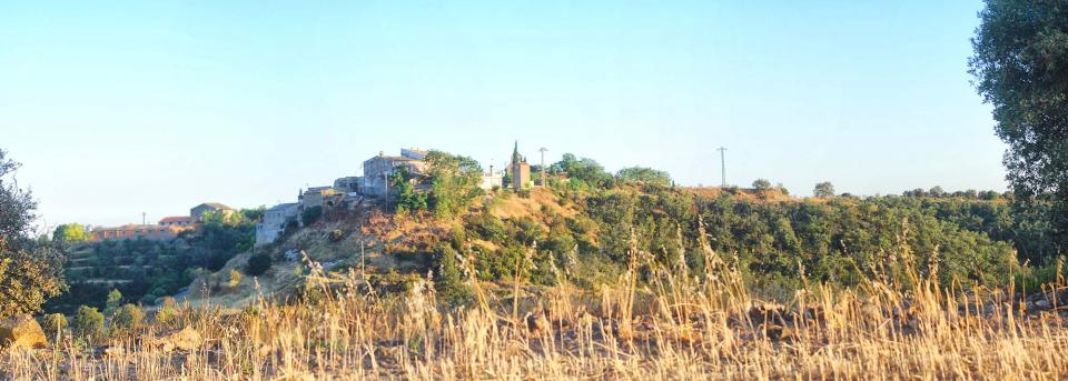 17.07.2016 vista del poble  L'Alzina -  Ramon Sunyer