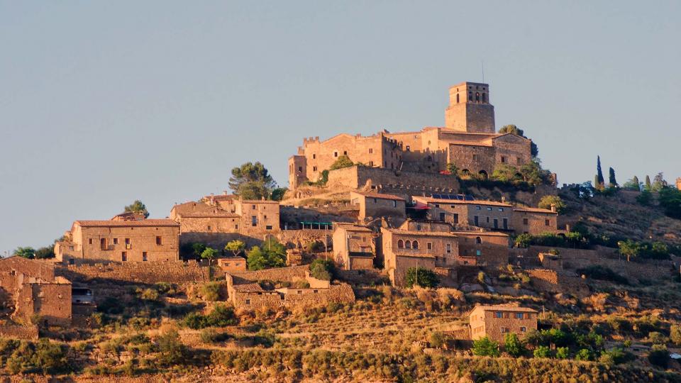 17.7.2016 vista del poble  Ribelles -  Ramon Sunyer