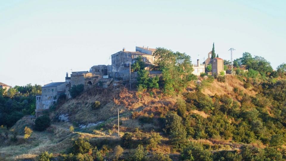 17.7.2016 vista del poble  L'Alzina -  Ramon Sunyer