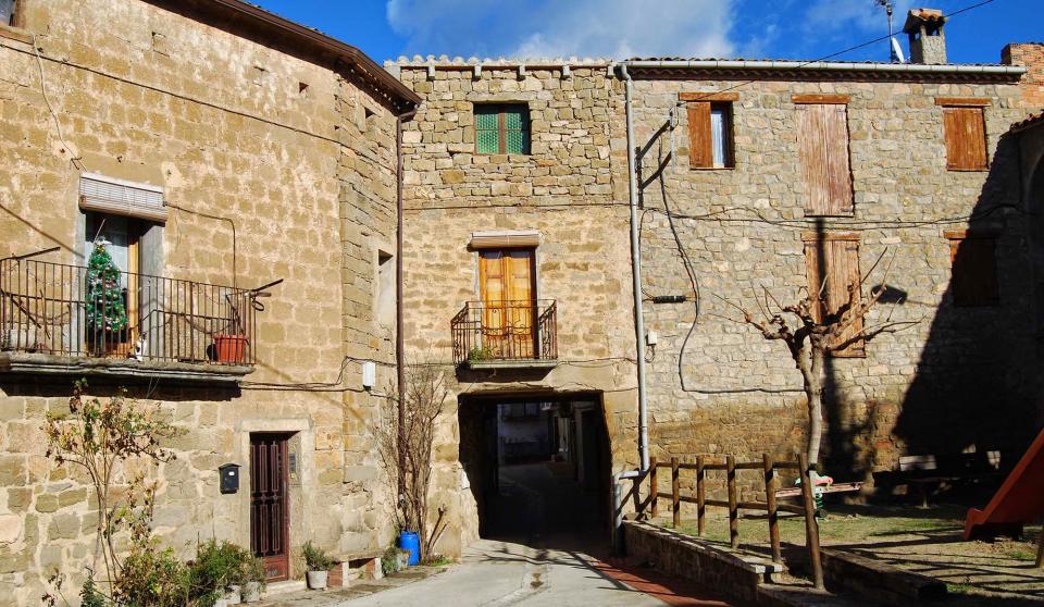 Vila vella portals i carrers - Autor Ramon Sunyer (2014)