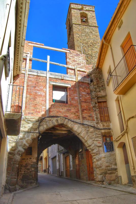 22 de Febrer de 2015 portal i Campanar Sant Andreu   Vilanova de l'Aguda -  Ramon Sunyer