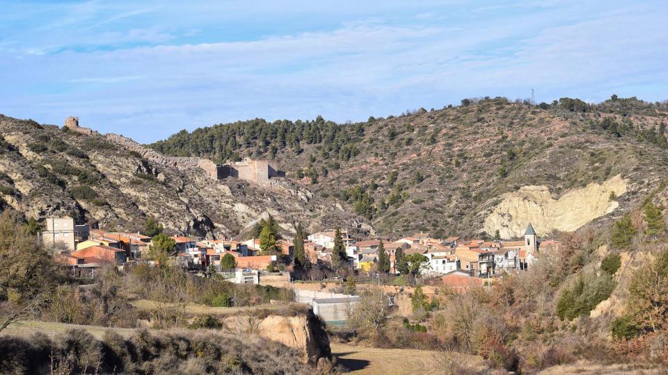 29.1.2017 vista del poble  Castellfollit de Riubregós -  Ramon Sunyer