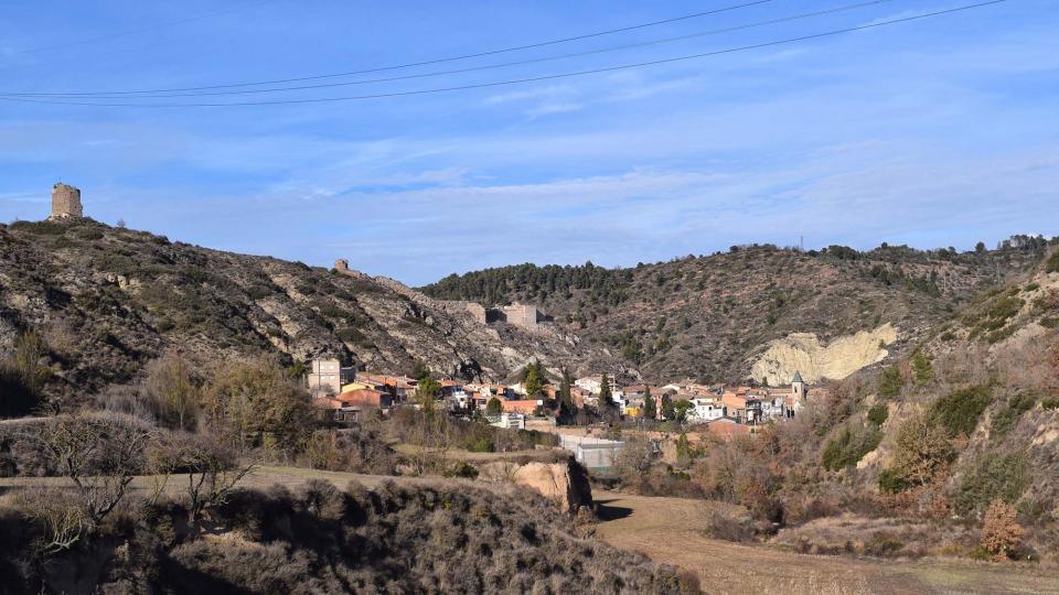 29.1.2017 vista sud del poble  Castellfollit de Riubregós -  Ramon Sunyer