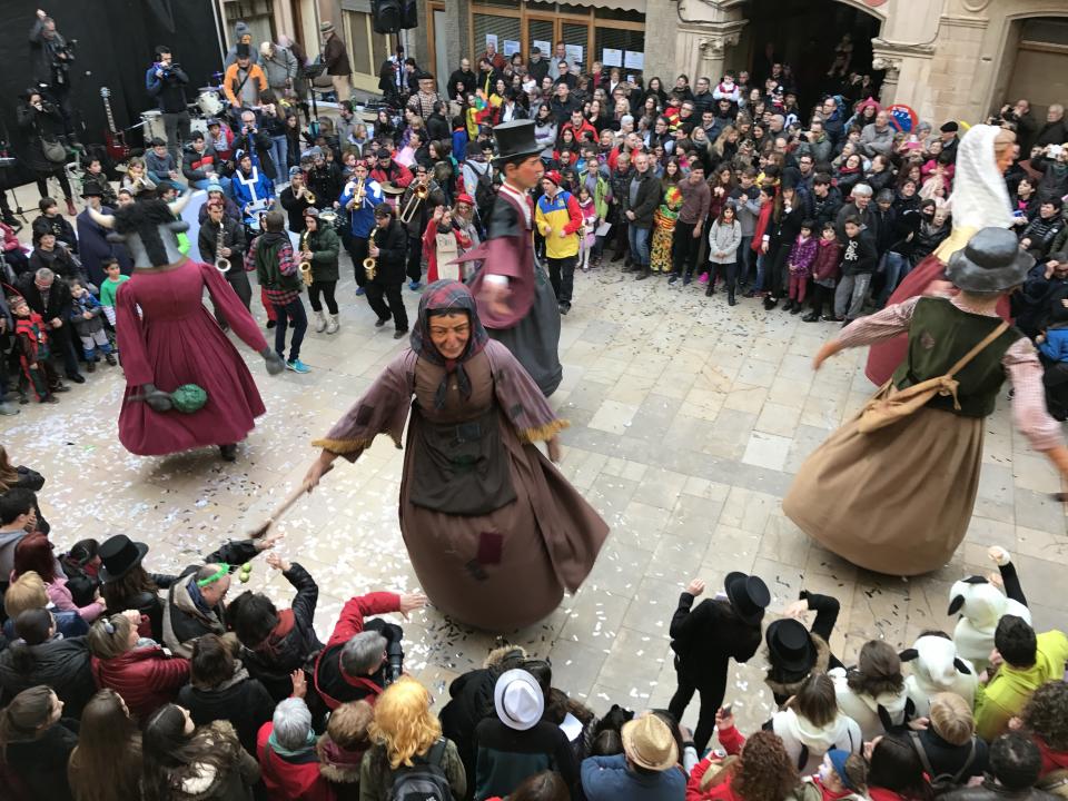 18.2.2017 Ballada de gegants  Torà -  Xavier Sunyer