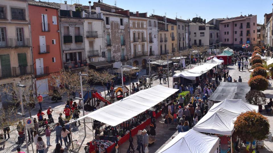 14.4.2017 Plaça del Vall  Torà -  Ramon Sunyer