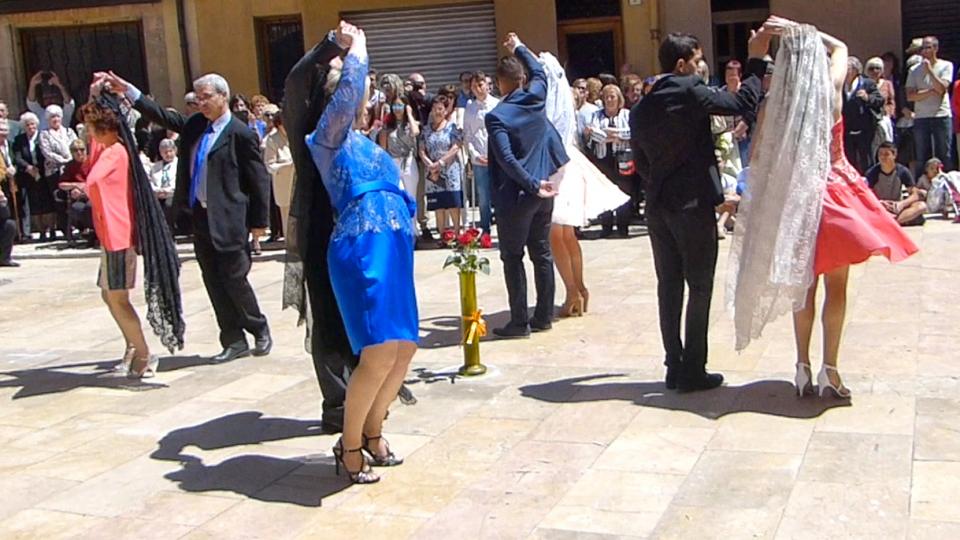 7.5.2017 Dansa del Roser  Torà -  Ajuntament Torà