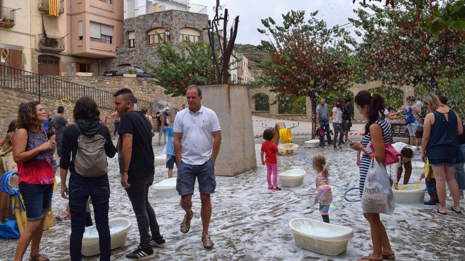 3 de Setembre de 2017 Festa de les bombolles  Torà -  Ramon Sunyer