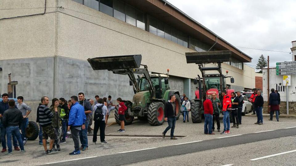 1 de Octubre de 2017 els tractors bloquejant els accessos  Torà -  Ramon Vilaseca