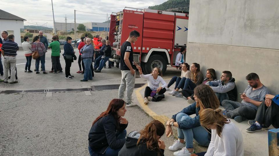 1 de Octubre de 2017 Molta gent defensant la urna  Torà -  Ramon Sunyer