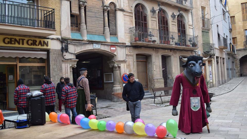 2 de Febrer de 2018 Preparatius de la rua infantil  Torà -  Ramon Sunyer