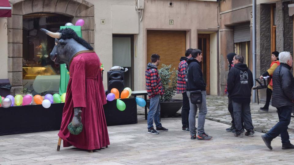 2 de Febrer de 2018 Preparatius de la rua infantil  Torà -  Ramon Sunyer