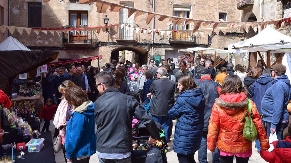 30 de Març de 2018 Plaça Vila vella  Torà -  Ramon Sunyer