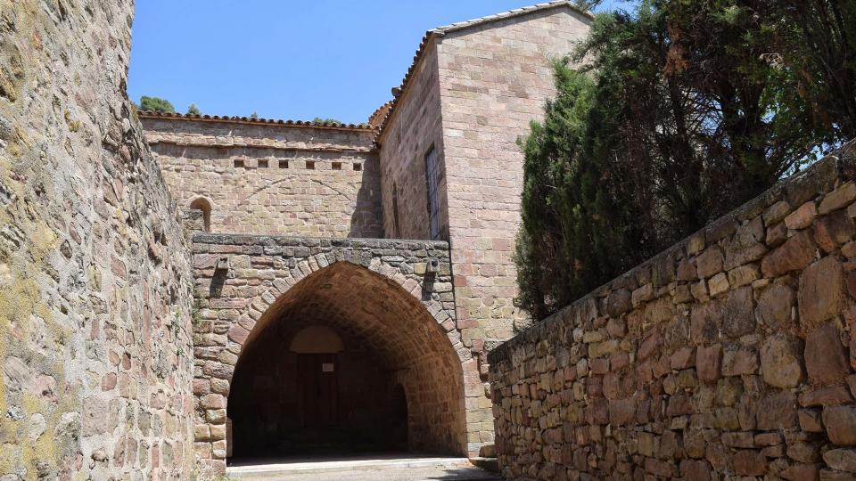 5.8.2017 Santa Maria del Priorat  Castellfollit de Riubregós -  Ramon Sunyer