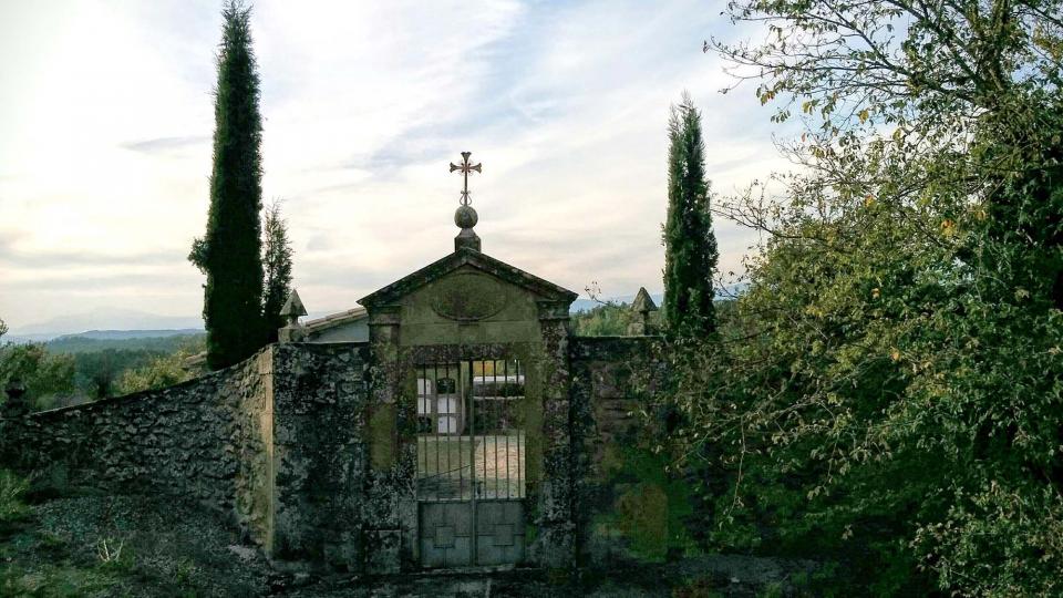 10 de Octubre de 2015 cementiri  Pinell de Solsonès -  Ramon Sunyer