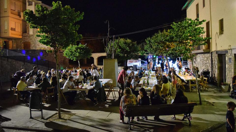 25 de Juny de 2018 Revetlla a la plaça de la Font  Torà -  Ramon Sunyer