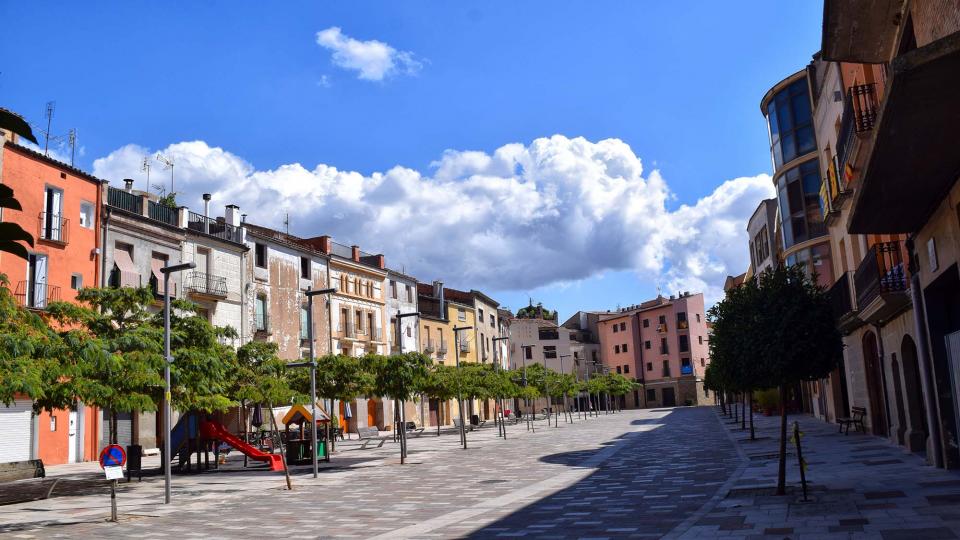 2 de Setembre de 2018 la plaça del Vall sense cotxes  Torà -  Ramon Sunyer