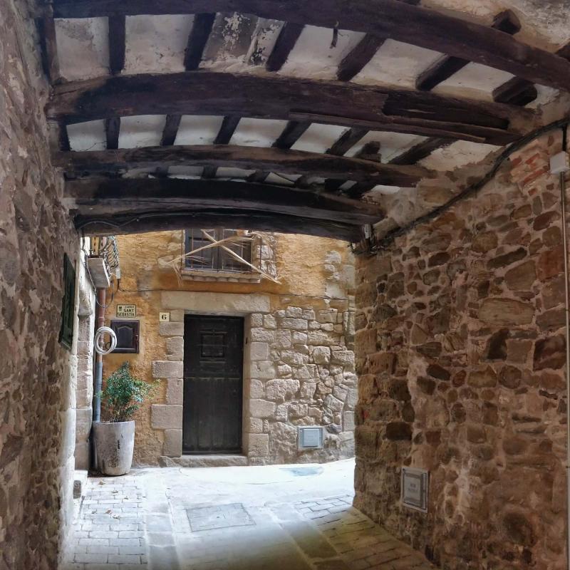 7 de Agost de 2019 Pas cobert del carrer Sant Sebastià  Torà -  Ramon Sunyer