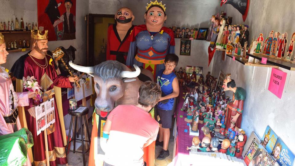 30 de Agost de 2019 Exposició de gegants  Torà -  Ramon Sunyer